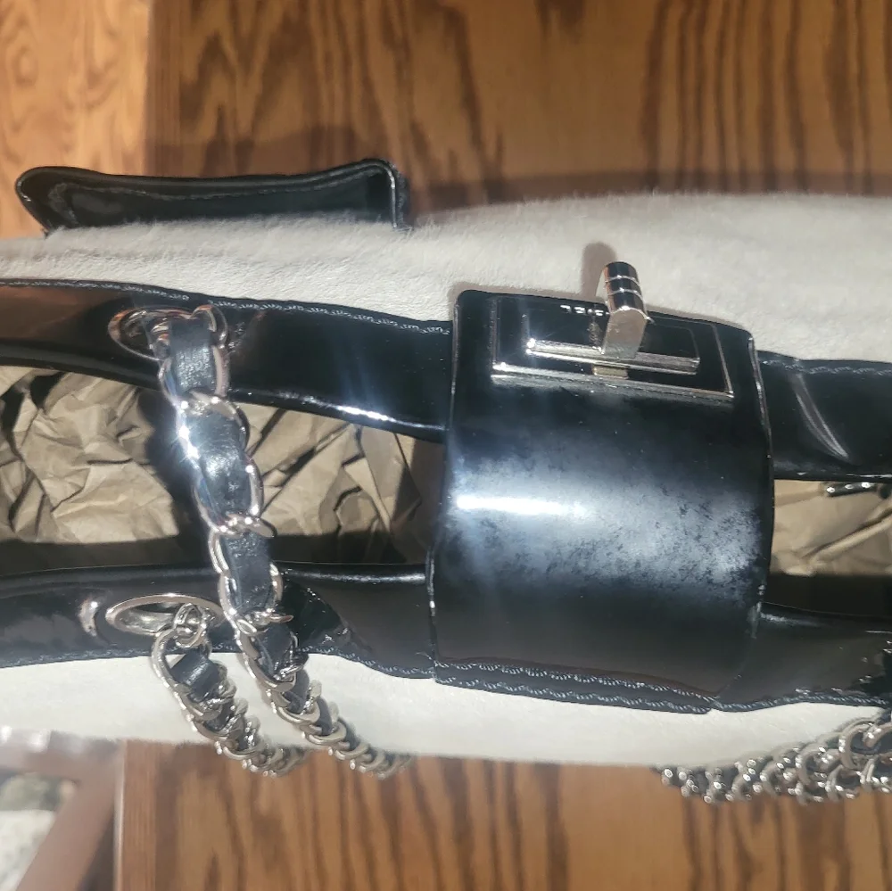 Chanel Black Patent Leather and White Pony Hair*  Runway Tote - Picture 5 of 14